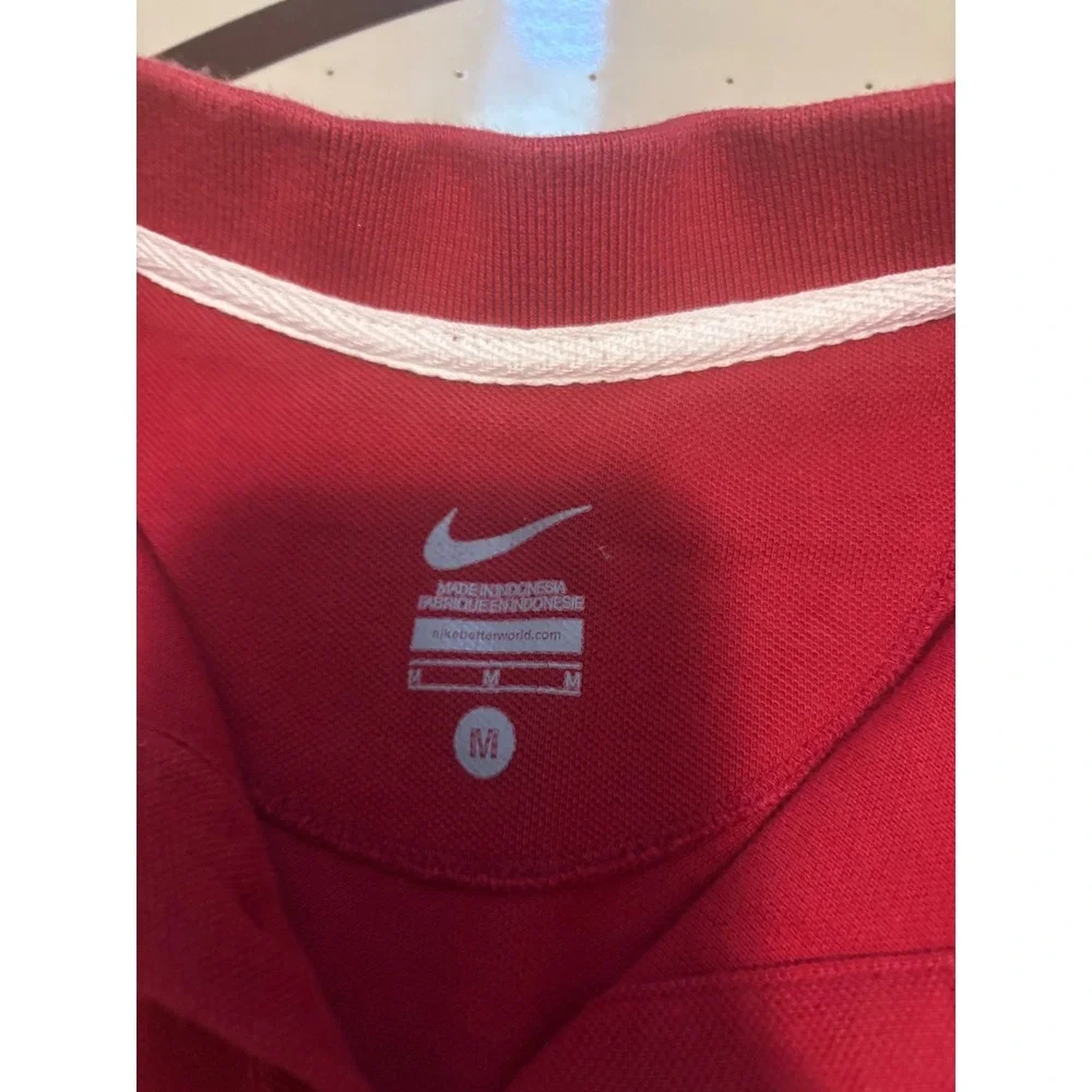 266 Nike Oklahoma Sooners OU Polo Shirt Mens Medium Red Short Sleeve NCAA